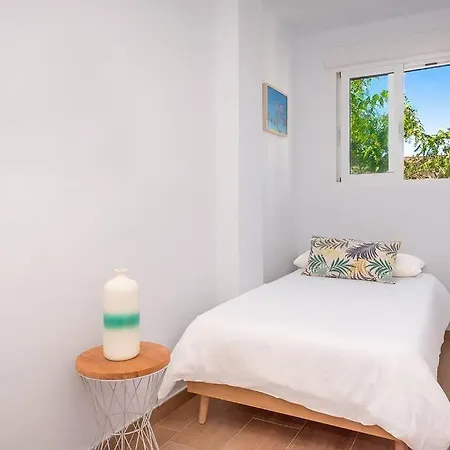 Blue Dream 1 - Sea Views, Terrace And Pool Apartment *